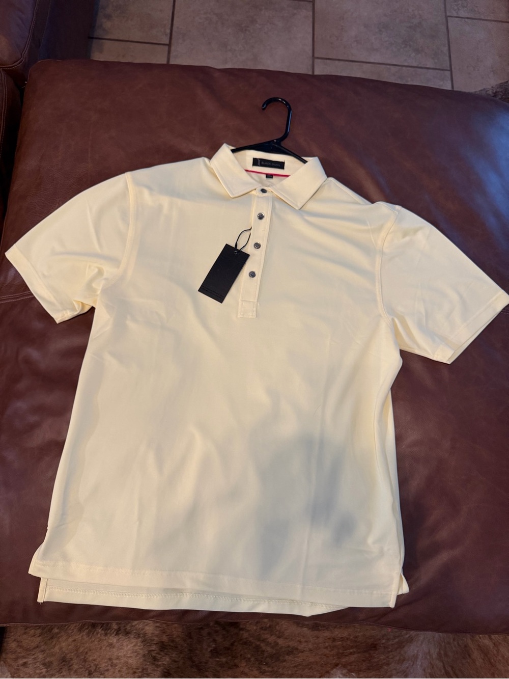 Men's Lightweight Short-Sleeve Polo in Pale Yellow